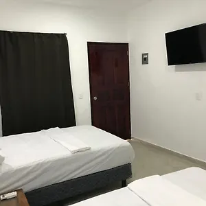 M&e Apartahotel