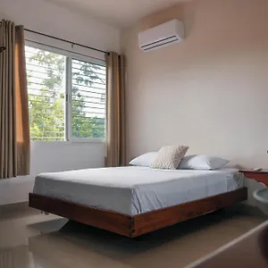 22 Apartahotel